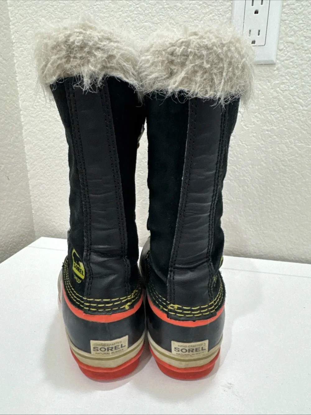 Sorel Youth Winter Boots Size 4 NY1858-011 Waterproof Faux Fur Snow Boots